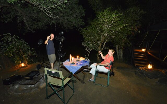 Mtomeni Safari Camp