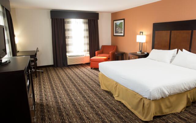 Holiday Inn Express Hotel & Suites Cherokee / Casino, an IHG Hotel