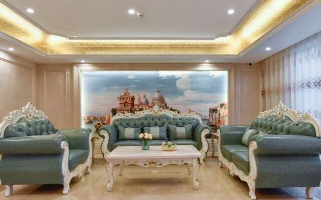 Vienna International Hotel (Foshan Eternal Love Xiqiao Mountain Scenic Area)