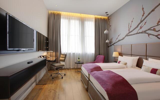 Crowne Plaza Berlin - Potsdamer Platz, an IHG Hotel