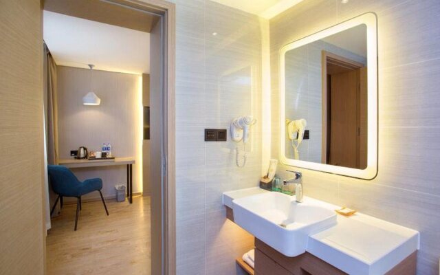 SS Hotel(Shanghai Yan An West Road Branch)