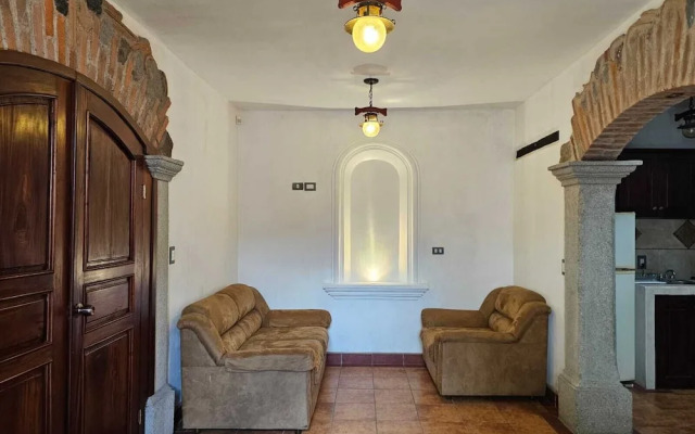 Cozy Colonial Style Azotea Apartments