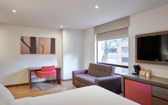 84 DC Bogotá By OxoHotel