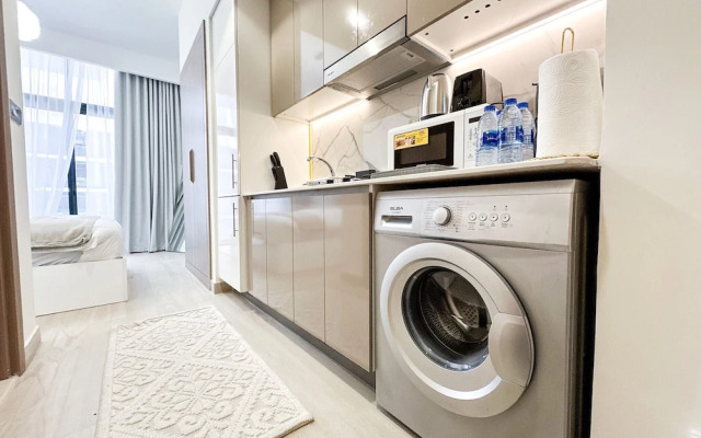Easygo-spacious Luxury STU Azizi Rivra16