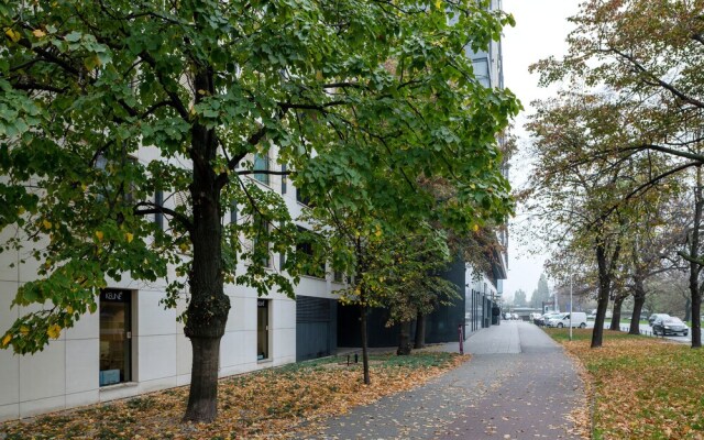 P And O Apartments Solec 15