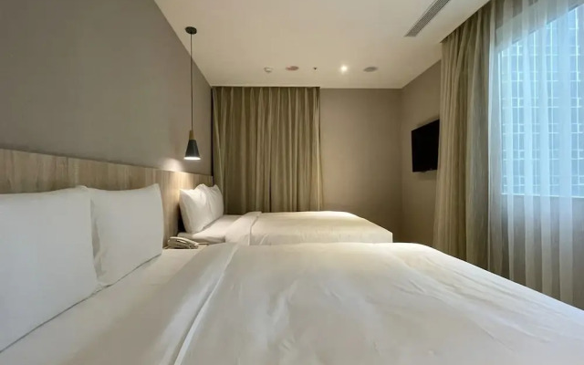 N hotel