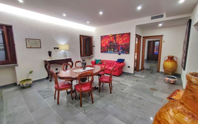Palazzo Iaquinta - Rooms & Restaurant