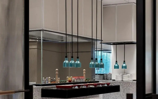 Crowne Plaza Shenzhen World Exhibition and Convention Center by IHG