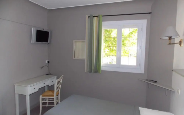 Au Relais Provencal