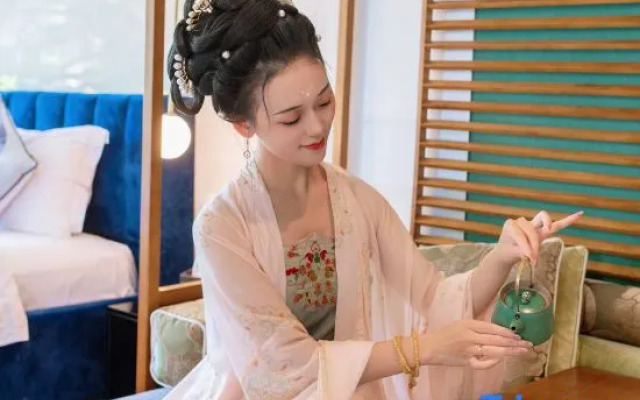 Zaishui Yifang Motel