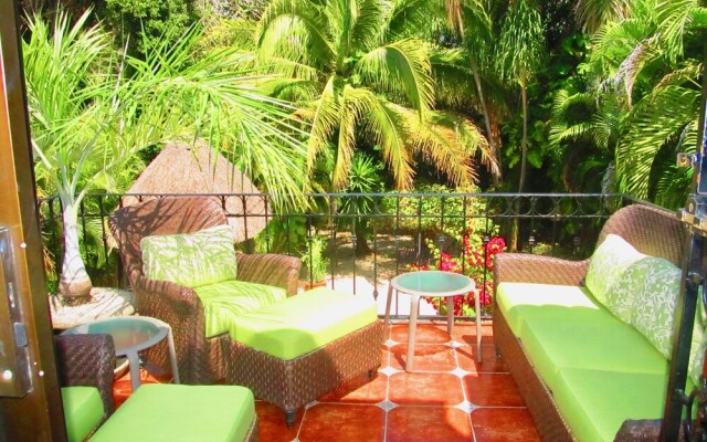 Casa Royal Palms by Playa Paradise