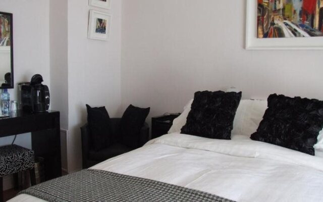 Cranny's B&B