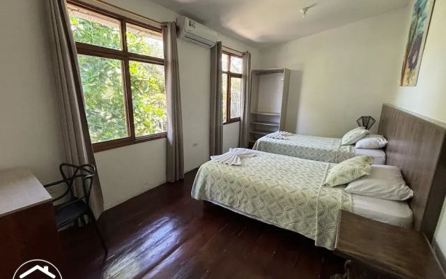 Lava House Hostal