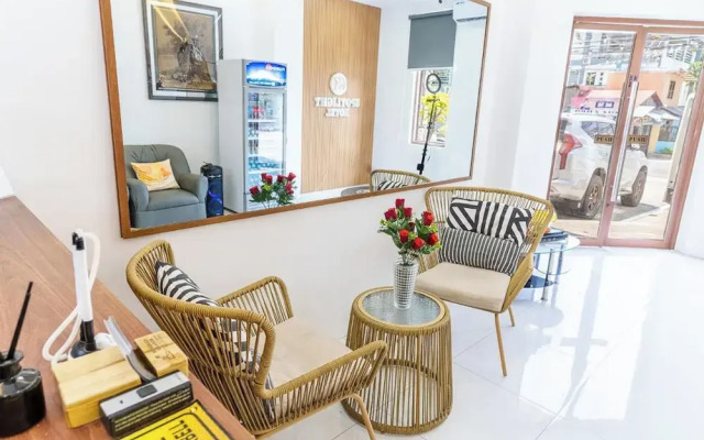 Spotlight Hotel near Hundred Islands wharf