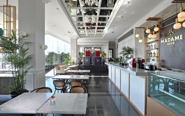 Brava Suites by ZIA Surabaya