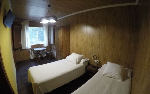 Hostal Restaurant Pous de la Neu