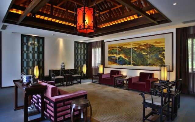 ZuoYouKe Qinling West Brigade Hotel