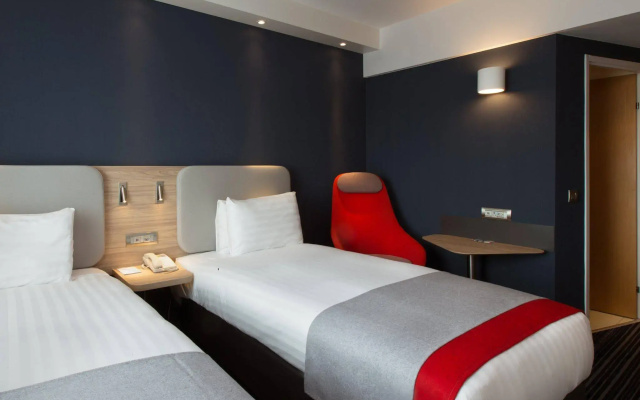 Holiday Inn Express Geneva Airport by IHG