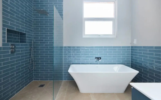 The Brondesbury Park - Sparkling 3bdr Flat With Garden