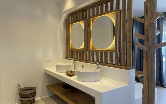 Sunset Hill Suites