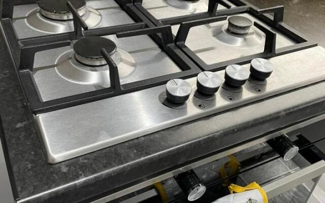 Balco Sherwood Studio (Adults Only)