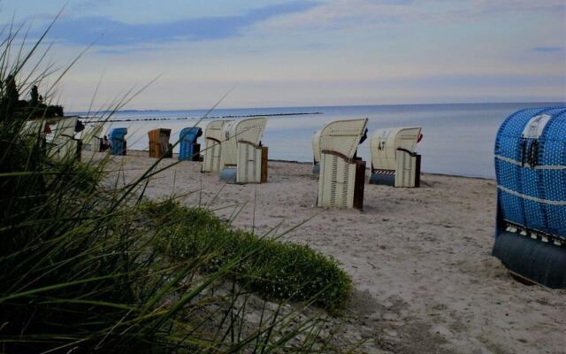 Sea View E&J Paul Comfortable Vacation Home