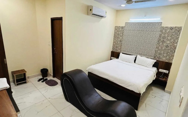 Comfort In Hotel And Restaurant Jodhpur