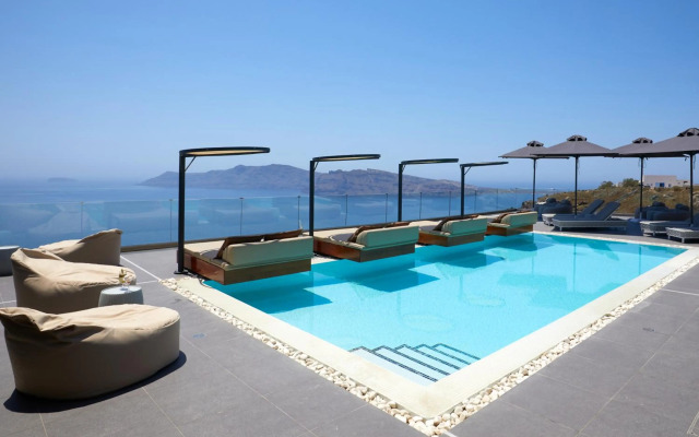Oia Suites