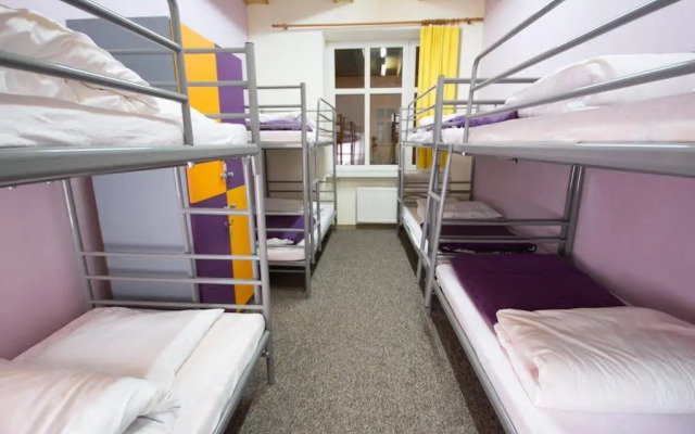 3 Bros' Hostel Cieszyn