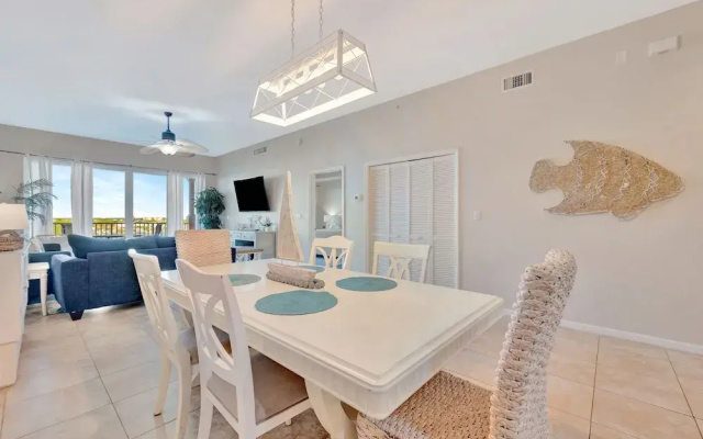 Harborview Grande Condominium