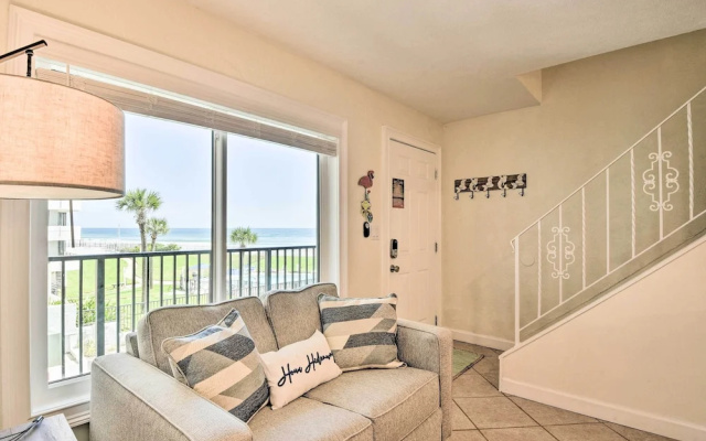 Family Friendly Oceanfront Condo w/ Pool!