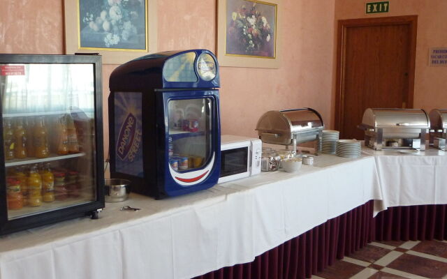 Hotel Palace Villareal