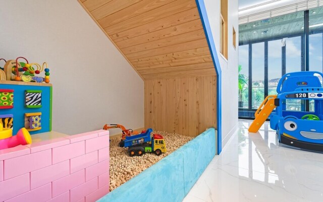 Gyeongju Cheongun28 Kids Poolvilla