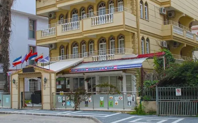 DM Hotel