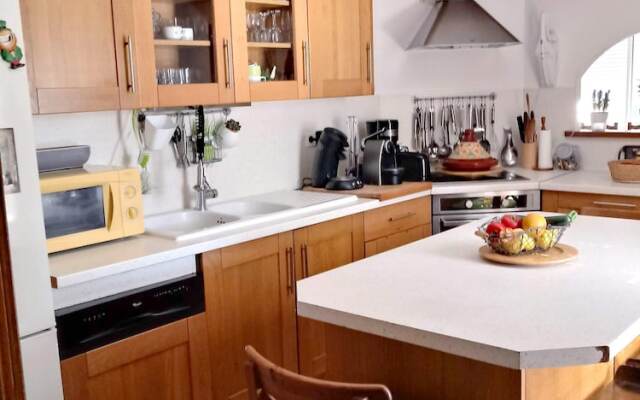 Villa With 3 Bedrooms in Montfrin, With Private Pool, Enclosed Garden