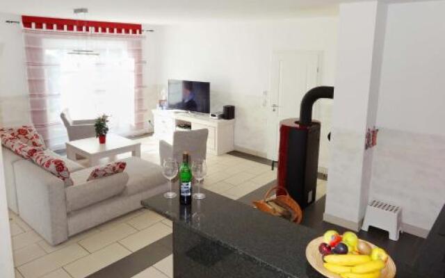 Haus Baabe by Rujana
