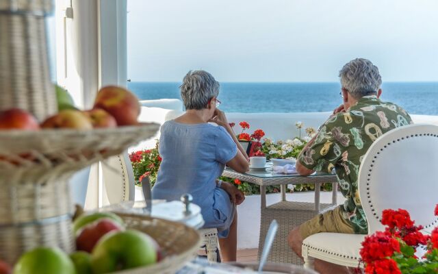 Naxos Island Hotel