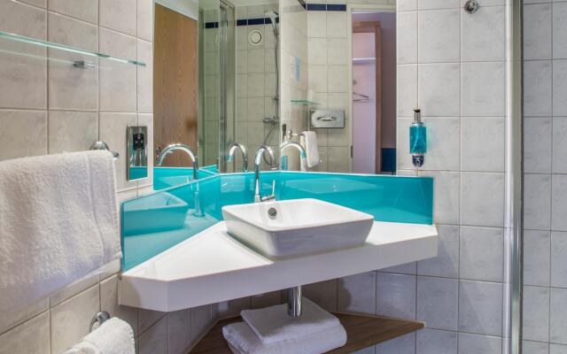 Holiday Inn Express Oxford-Kassam Stadium by IHG