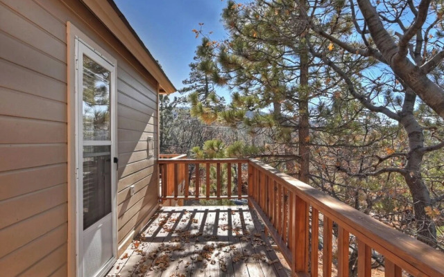 Canyon Castle Mtn Retreat w Hot Tub