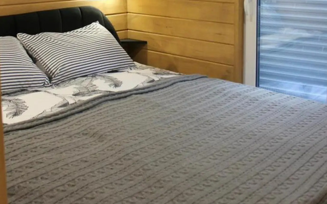 Коттедж на 817-й километре  7