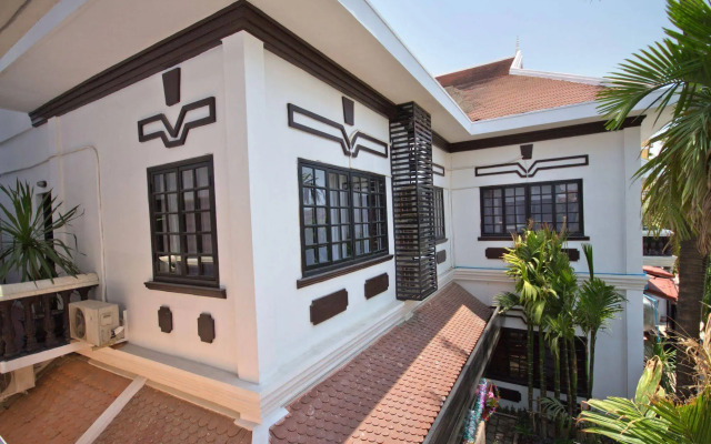 The Moon Villa