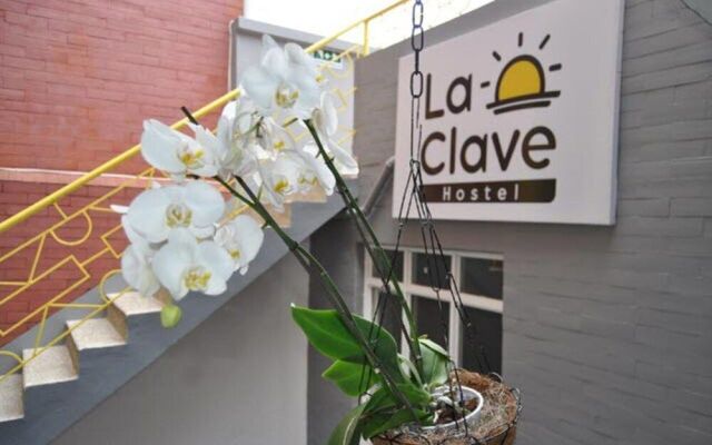 La Clave Hostel