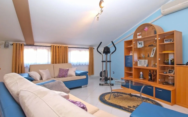 Apartment 1436
