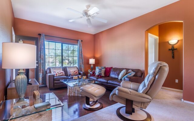 12th 205 - 2 Br Condo