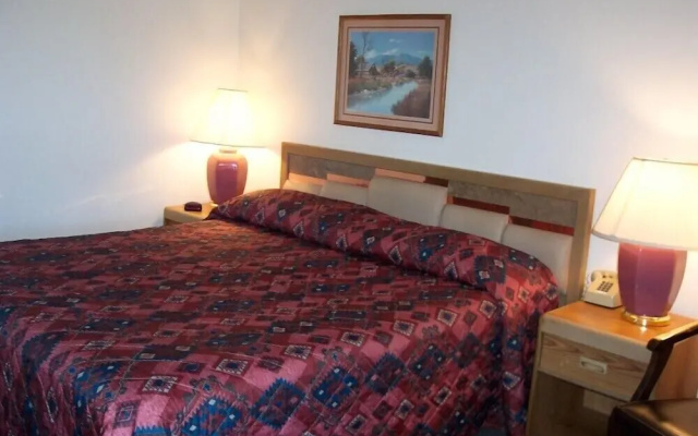 Royal Motor Inn
