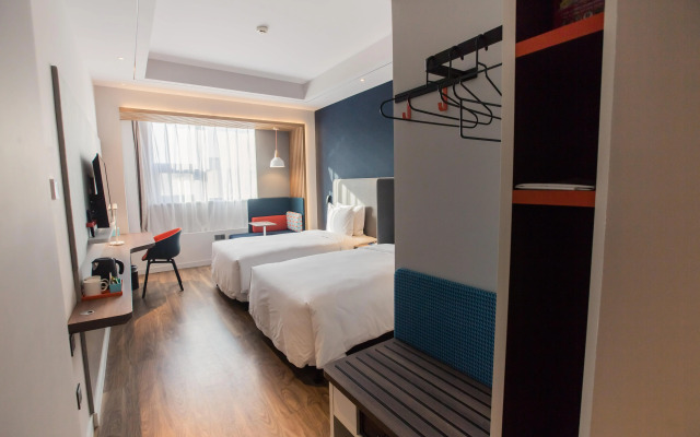 Holiday Inn Express Xi'An Bell Tower by IHG