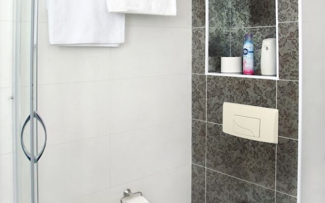 Old Town Heart VI - The Royal Route