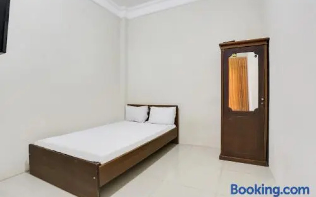 SPOT ON 91770 441 Pemuda Homestay