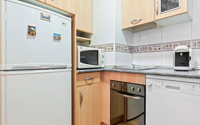 Quaint Apartment in Granda With Terrace