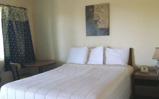 Bayside Motor Inn